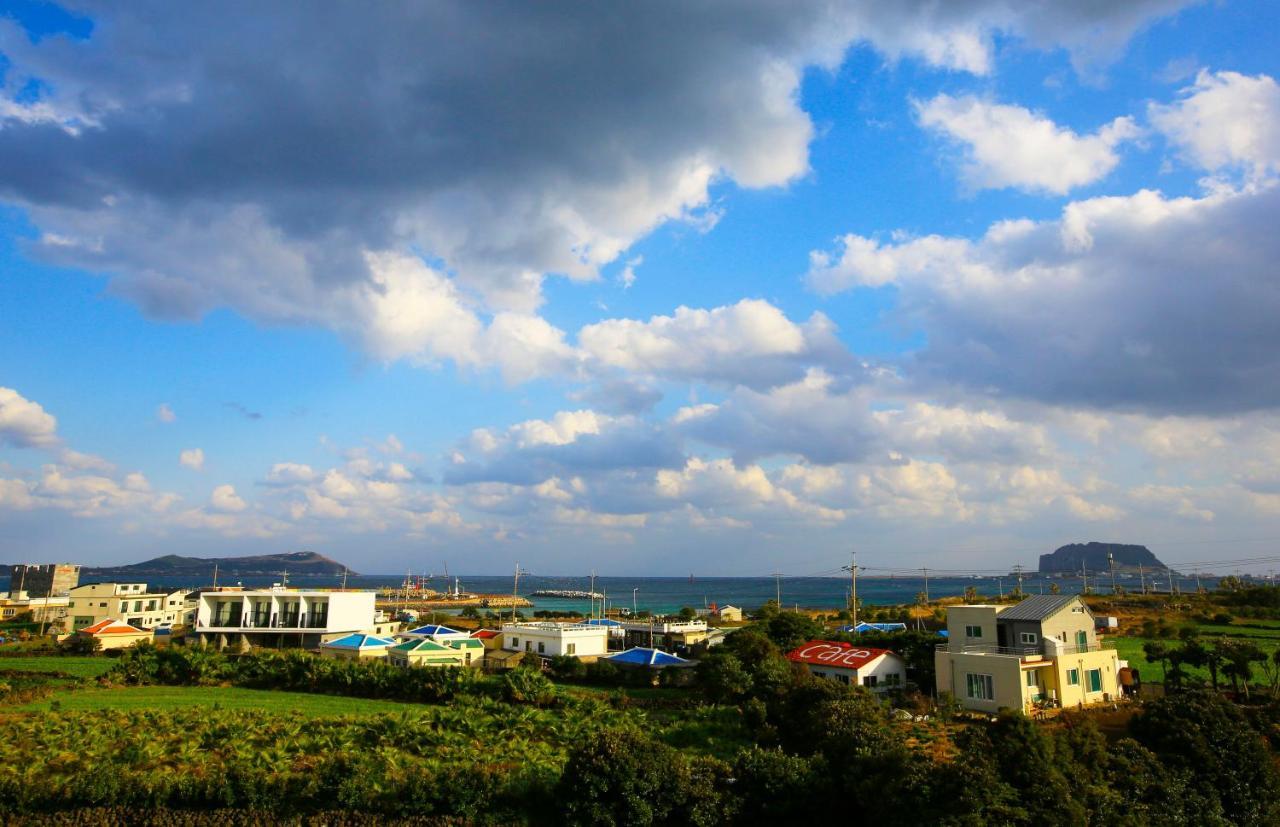 Dongdong Guesthouse 済州市 エクステリア 写真